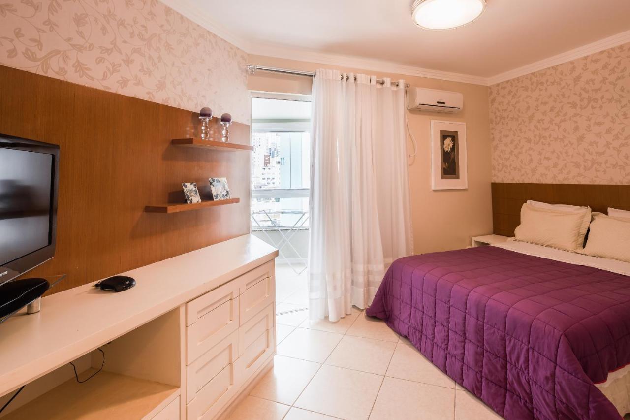 Espinoza Apartment *